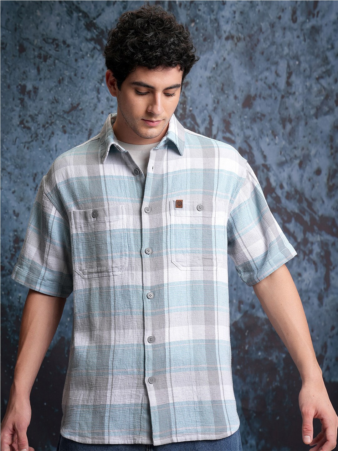 LOCOMOTIVE Premium Mock Lino Dobby Textured Checked Utility Pocket Oversized Shirt, Turquoise blue
LOCOMOTIVE Premium Mock Lino Dobby Textured Checked Utility Pocket Oversized Shirt, Turquoise blue