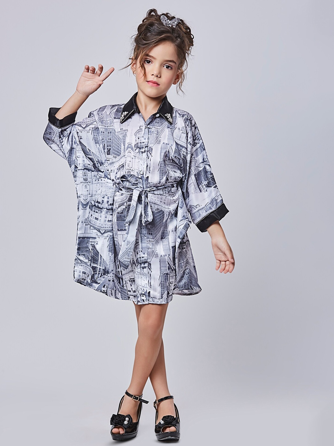 Peppermint Girls Graphic Printed Shirt Collar Embellished Detail Kaftan Dress, Black
Peppermint Girls Graphic Printed Shirt Collar Embellished Detail Kaftan Dress, Black