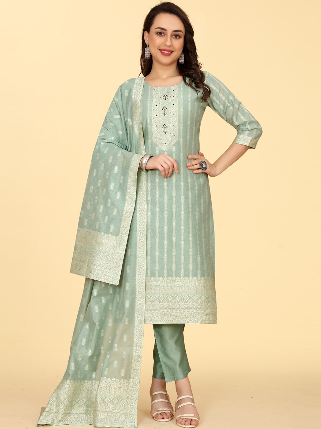 PEPPERYLOOK Ethnic Motifs Printed Zari Straight Kurta With Trousers & Dupatta, Green
PEPPERYLOOK Ethnic Motifs Printed Zari Straight Kurta With Trousers & Dupatta, Green