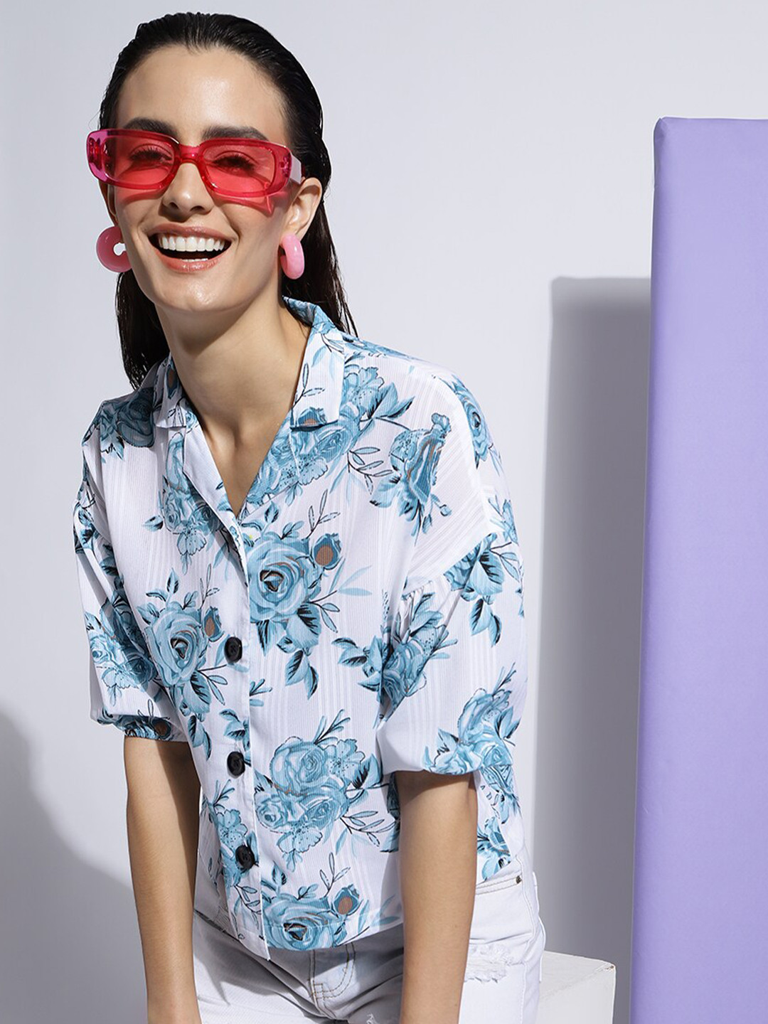 J Turritopsis Classic Floral Printed Cuban Collar Oversized Casual Shirt, White
J Turritopsis Classic Floral Printed Cuban Collar Oversized Casual Shirt, White