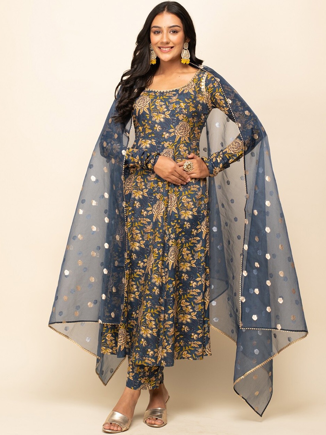 FIORRA Floral Printed Regular Pure Cotton A-Line Kurta With Trousers & Dupatta, Navy blue
FIORRA Floral Printed Regular Pure Cotton A-Line Kurta With Trousers & Dupatta, Navy blue