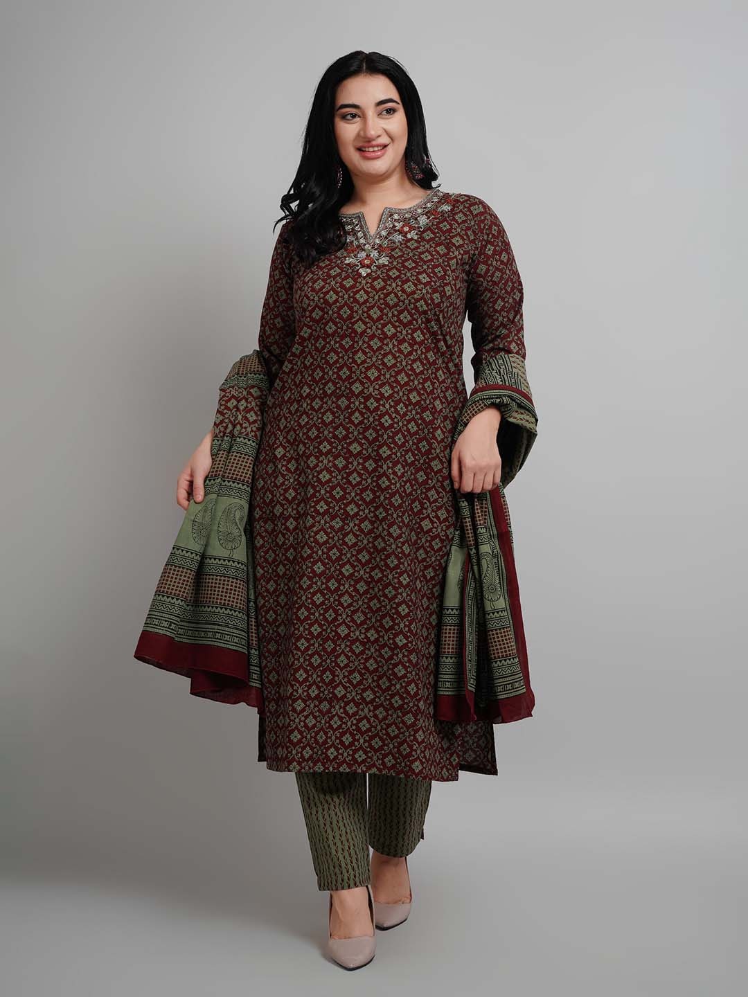 NAVGYA Ethnic Motifs Printed Thread Work Pure Cotton Straight Kurta & Trouser With Dupatta, Brown
NAVGYA Ethnic Motifs Printed Thread Work Pure Cotton Straight Kurta & Trouser With Dupatta, Brown