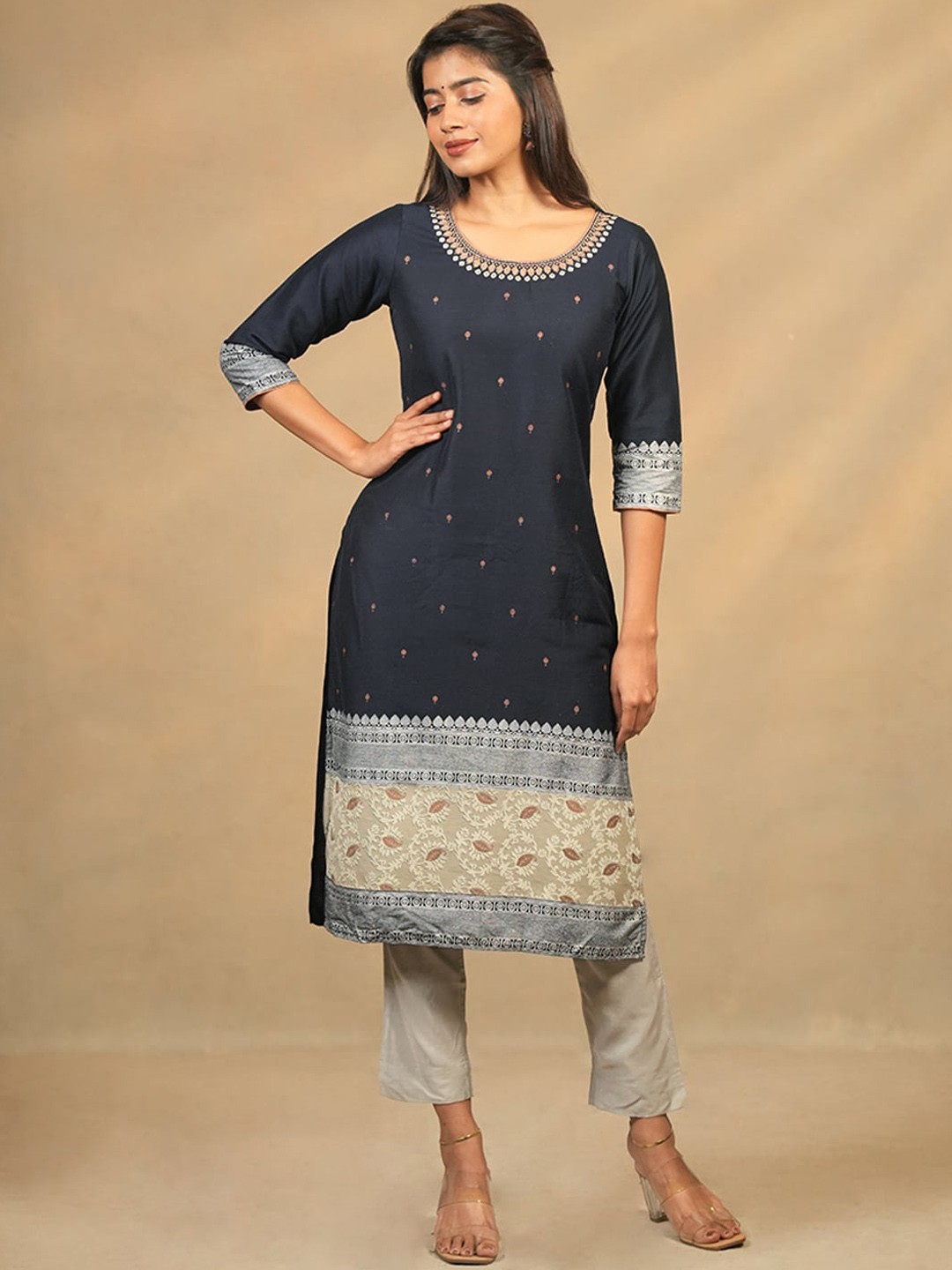 Maybell Ethnic Motifs Embroidered Three-Quarter Sleeve Straight Zari Kurta, Navy blue