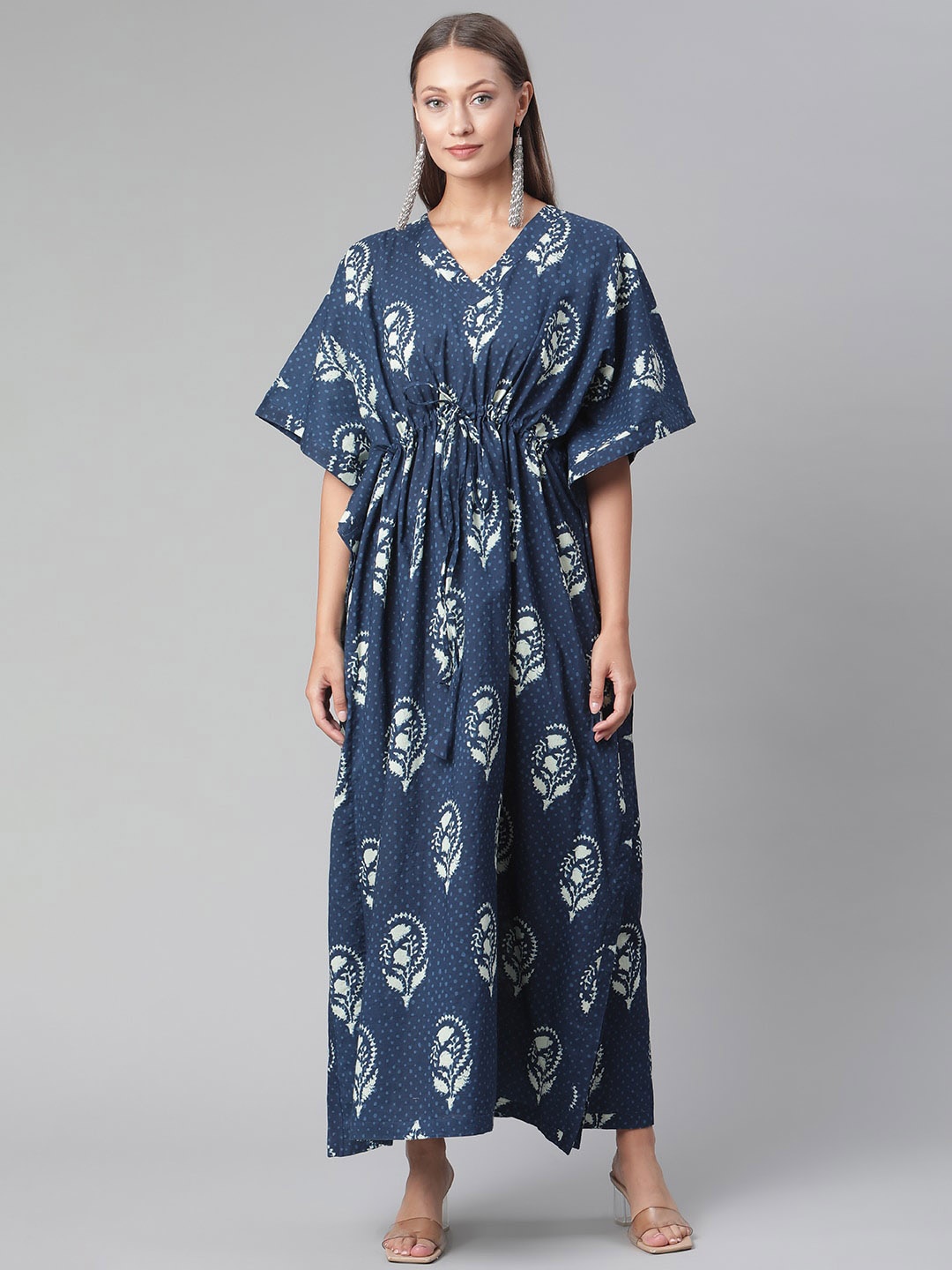 KALINI Ethnic Motifs Printed Flared Sleeves Gathered Detailed Cotton Kaftan Kurta, Navy blue
KALINI Ethnic Motifs Printed Flared Sleeves Gathered Detailed Cotton Kaftan Kurta, Navy blue