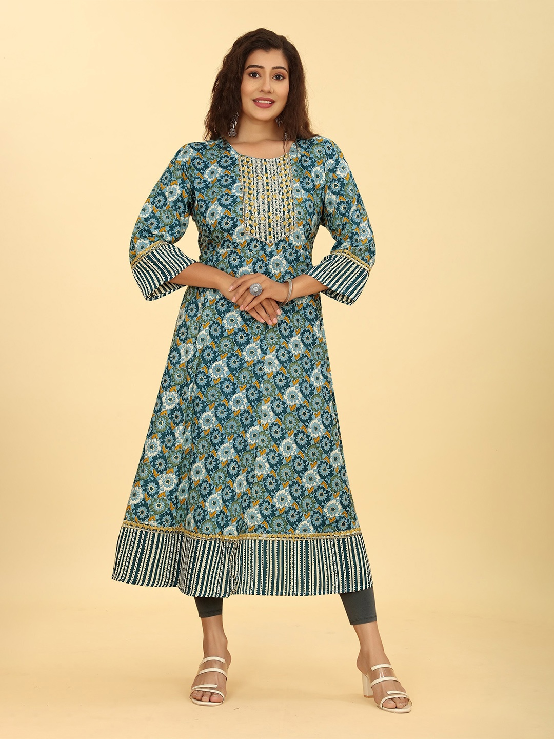 Angeline Plus Size Floral Printed Jaipuri Embroidered Cotton Anarkali Kurta, Sea green
Angeline Plus Size Floral Printed Jaipuri Embroidered Cotton Anarkali Kurta, Sea green