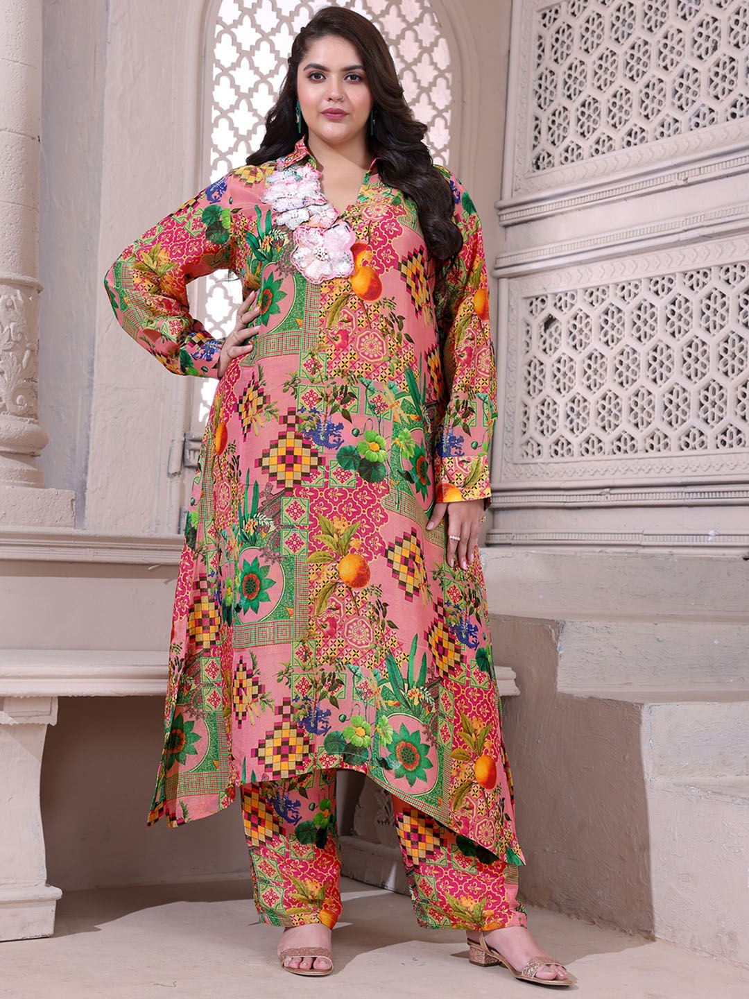 POSHAAK BY RADHEE MANGUKIYA Plus Size Floral Printed Sequinned Kurta with Trousers, Pink
POSHAAK BY RADHEE MANGUKIYA Plus Size Floral Printed Sequinned Kurta with Trousers, Pink