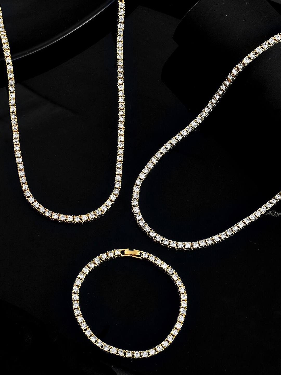 AQUASTREET Pack Of 3 Men Gold-Plated HipHop Zircon-Studded Tennis Chains & Bracelet
AQUASTREET Pack Of 3 Men Gold-Plated HipHop Zircon-Studded Tennis Chains & Bracelet