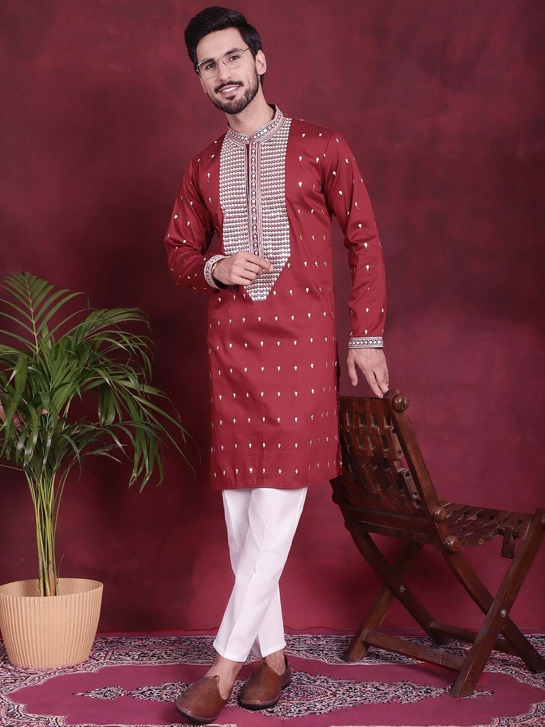 Jompers Ethnic Motifs Embroidered Mandarin Collar Long Sleeve Kurta With Pyjama, Maroon
Jompers Ethnic Motifs Embroidered Mandarin Collar Long Sleeve Kurta With Pyjama, Maroon