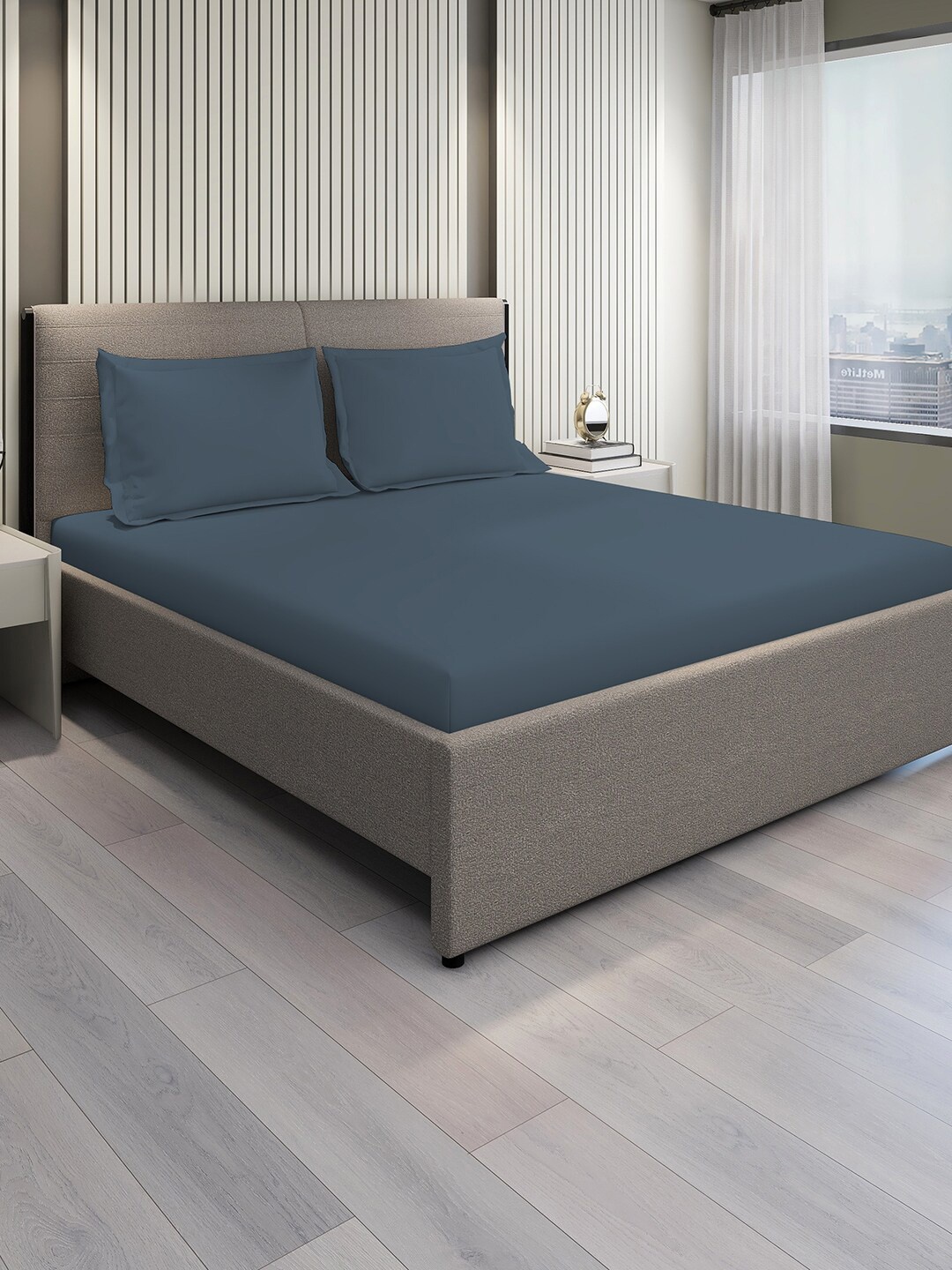 Boutique Living India Natural Earth Blue Cotton 300 TC King Bedsheet & Pillow Covers
Boutique Living India Natural Earth Blue Cotton 300 TC King Bedsheet & Pillow Covers