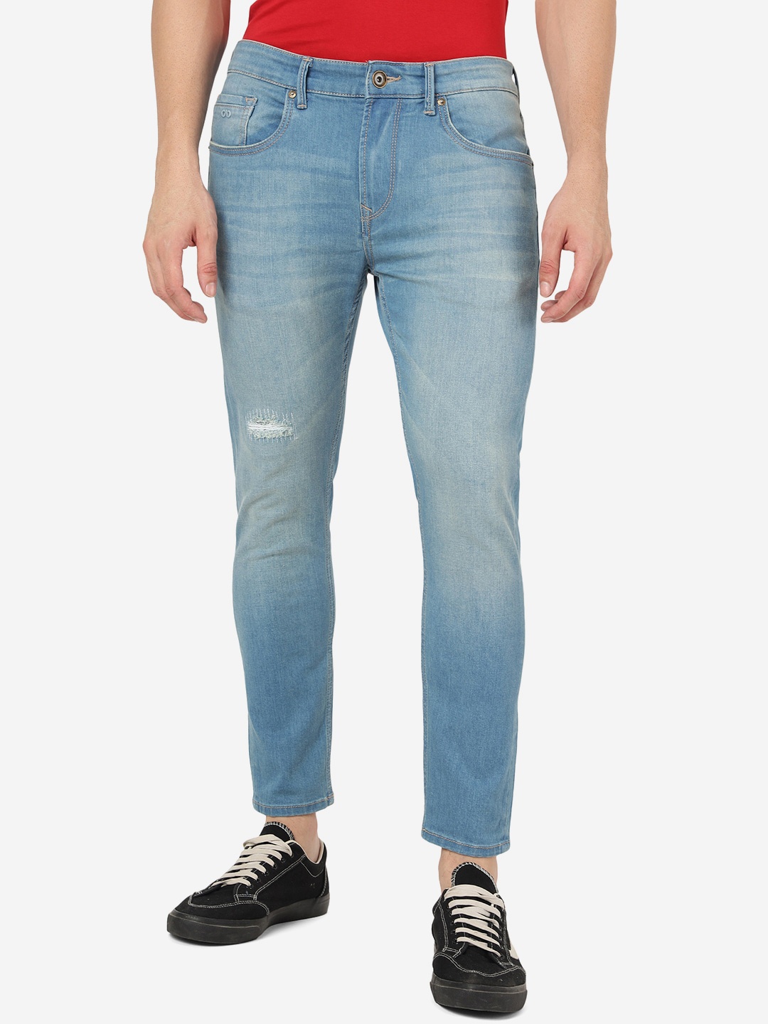 JADE BLUE Men Slim Fit Heavy Fade Mildly Distressed Whiskers & Chevrons Cotton Jeans
JADE BLUE Men Slim Fit Heavy Fade Mildly Distressed Whiskers & Chevrons Cotton Jeans