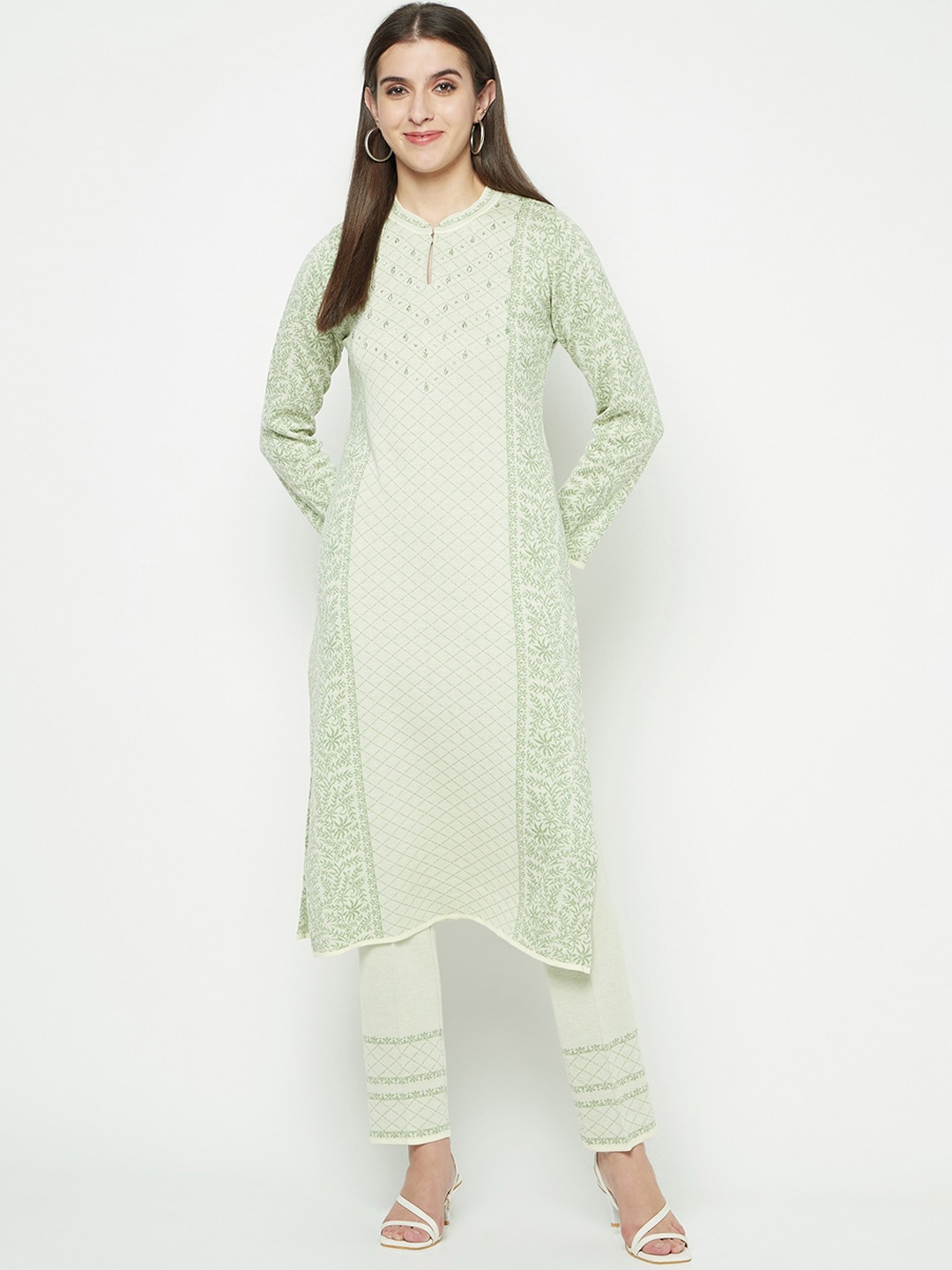 Knitstudio Floral Self Design Beads & Stones Detailed Straight Kurta With Trouser, Green
Knitstudio Floral Self Design Beads & Stones Detailed Straight Kurta With Trouser, Green