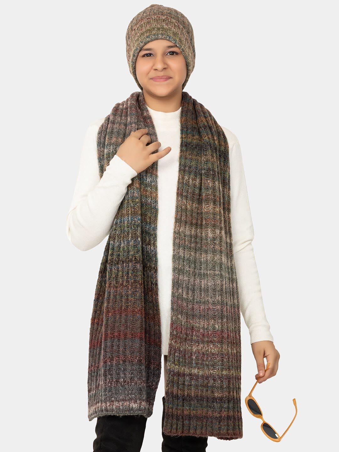 513 Girls Knitted Self Design Acrylic Beanie Cap and Muffler Set, Brown
513 Girls Knitted Self Design Acrylic Beanie Cap and Muffler Set, Brown