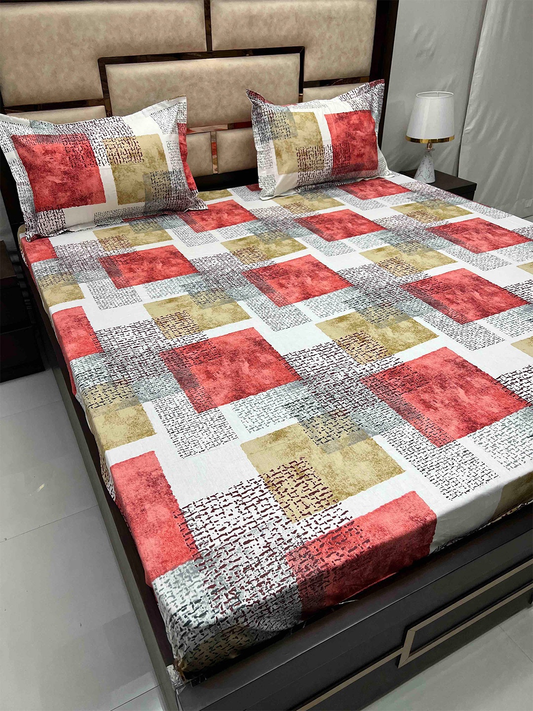 Pure Decor Royal Velar Red & Mustard Geometric Cotton 350TC King Bedsheet &2 Pillow Covers
Pure Decor Royal Velar Red & Mustard Geometric Cotton 350TC King Bedsheet &2 Pillow Covers