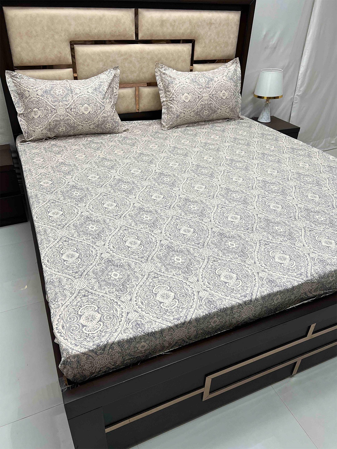 Pure Decor Royal Velar Grey Ethnic Motifs Cotton 350TC King Bedsheet With 2 Pillow Covers
Pure Decor Royal Velar Grey Ethnic Motifs Cotton 350TC King Bedsheet With 2 Pillow Covers