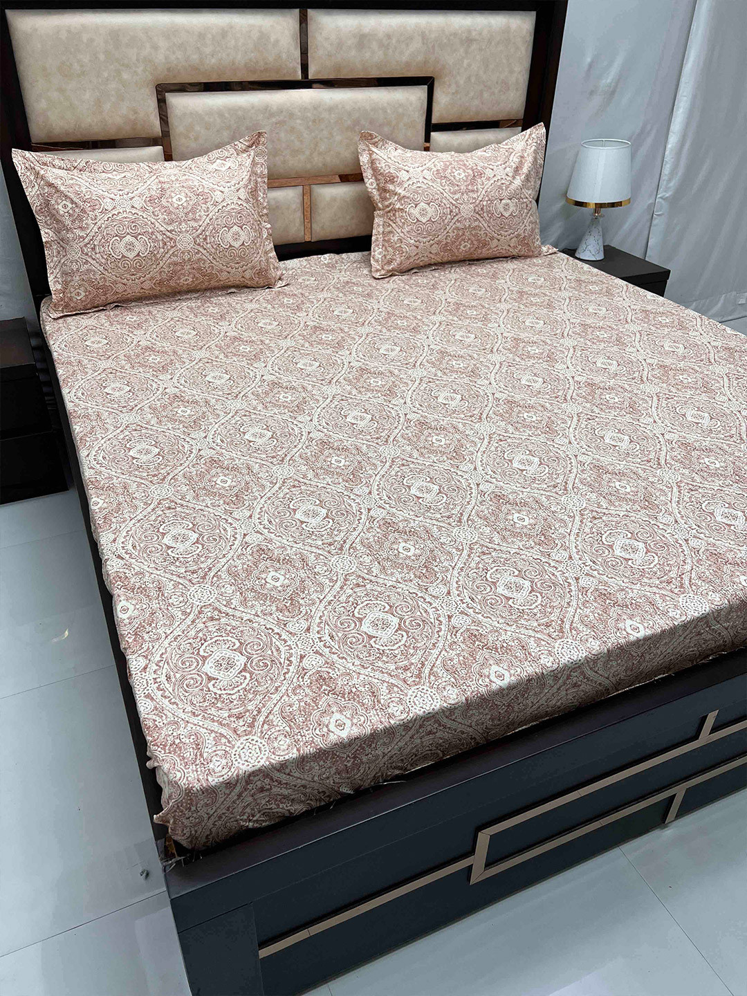 Pure Decor Royal Velar Brown Ethnic Motifs 350 TC Cotton King Bedsheet & 2 Pillow Covers
Pure Decor Royal Velar Brown Ethnic Motifs 350 TC Cotton King Bedsheet & 2 Pillow Covers