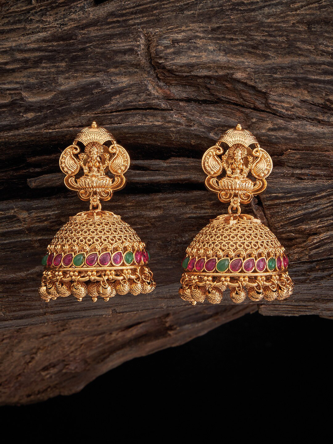 Kushal's Fashion Jewellery Gold-Plated Artificial Stones Studded Classic Jhumkas
Kushal's Fashion Jewellery Gold-Plated Artificial Stones Studded Classic Jhumkas