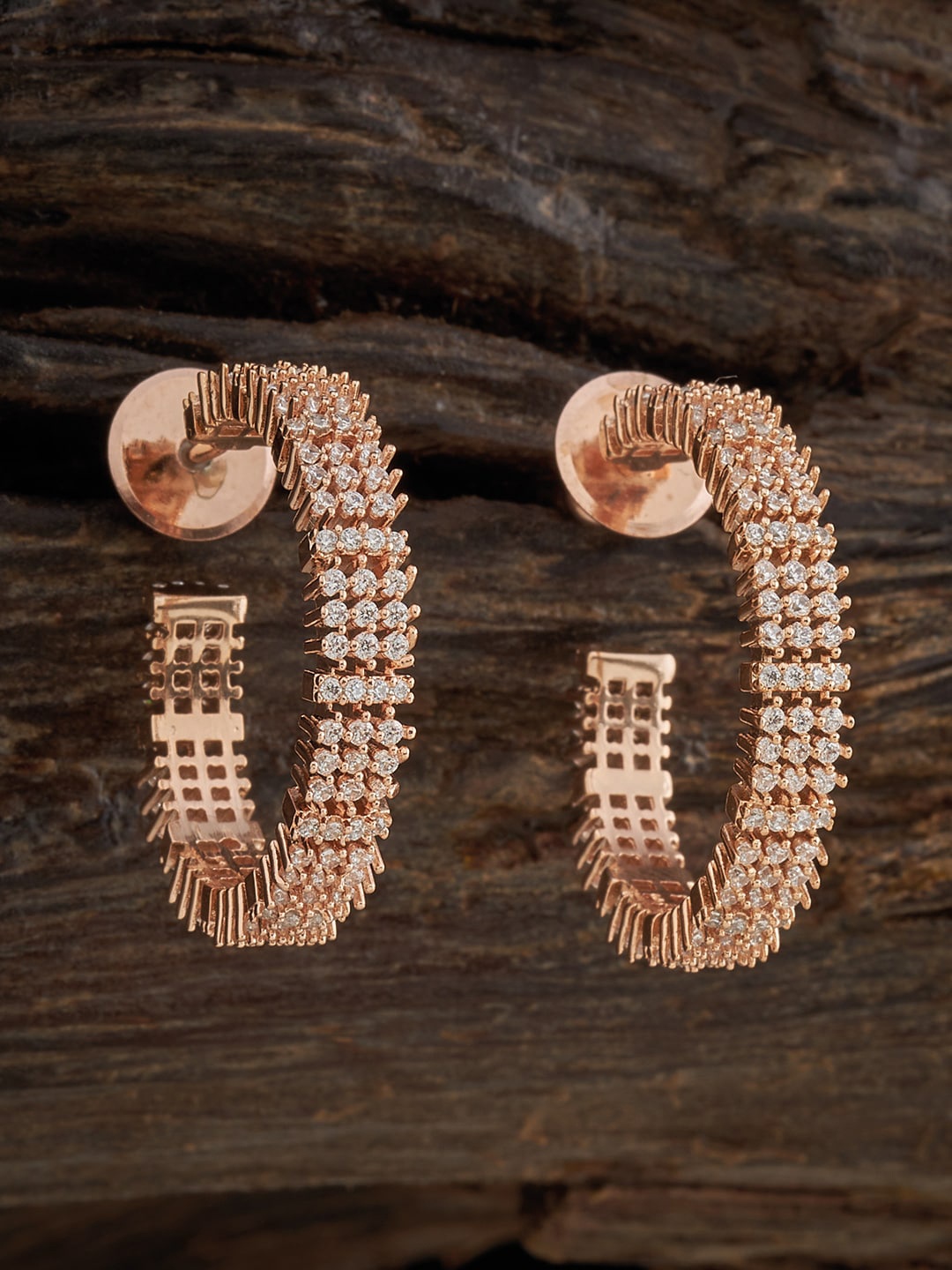 Kushal's Fashion Jewellery Rose Gold-Plated CZ-Stone Studded Classic Half Hoop Earrings
Kushal's Fashion Jewellery Rose Gold-Plated CZ-Stone Studded Classic Half Hoop Earrings
