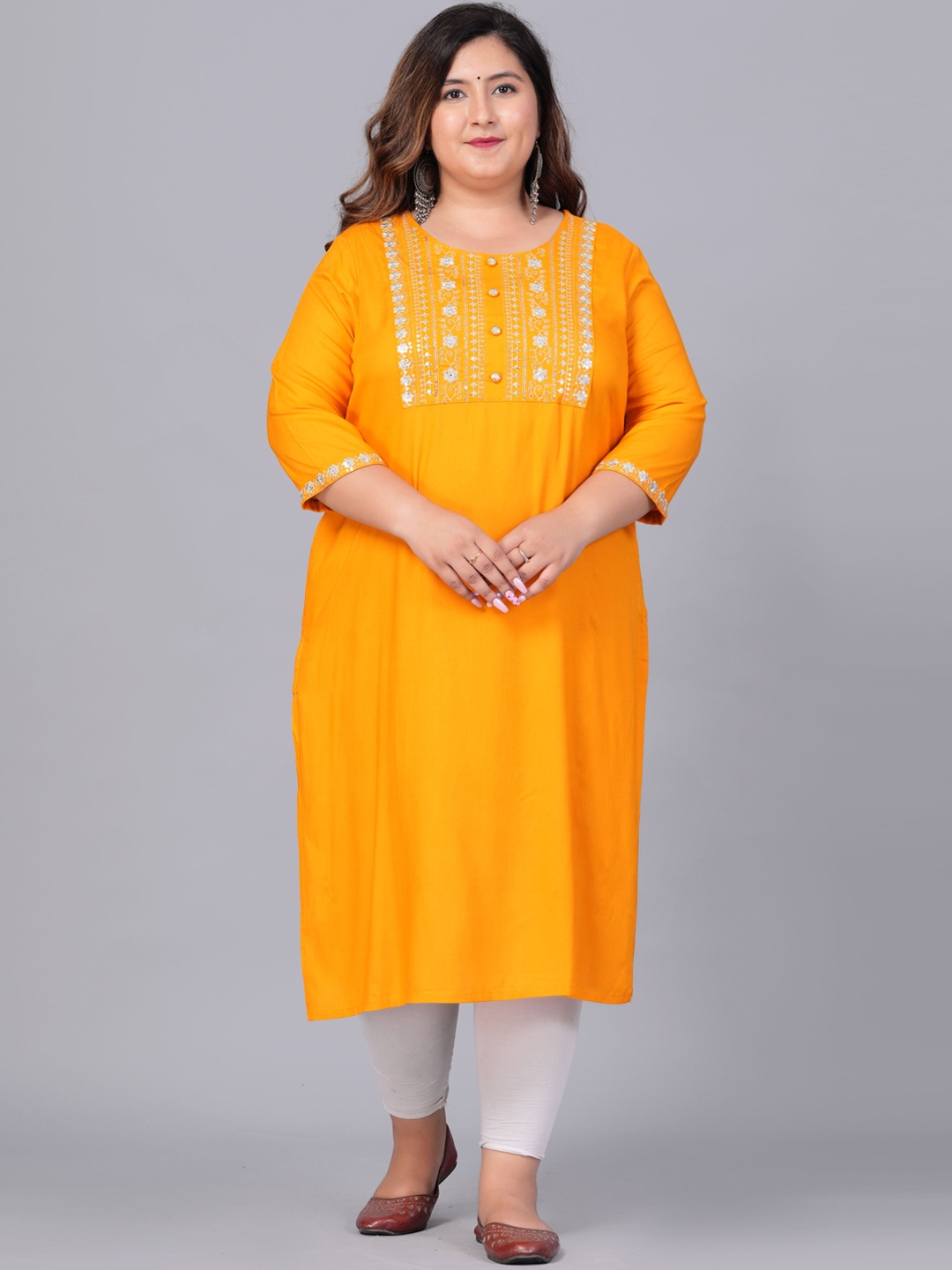 BAESD Plus Size Ethnic Motifs Yoke Design Sequinned Detailed Straight Kurta, Mustard
BAESD Plus Size Ethnic Motifs Yoke Design Sequinned Detailed Straight Kurta, Mustard