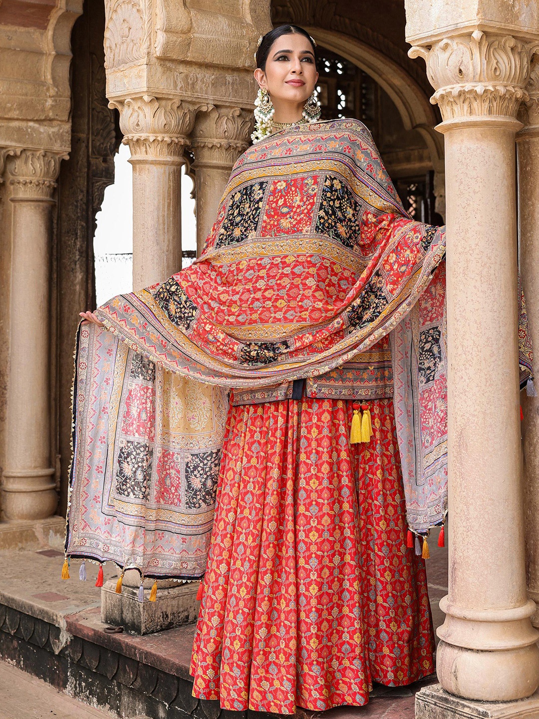 SCAKHI Embellished Thread Work Kalamkari Ready to Wear Lehenga & Blouse With Dupatta, Black
SCAKHI Embellished Thread Work Kalamkari Ready to Wear Lehenga & Blouse With Dupatta, Black