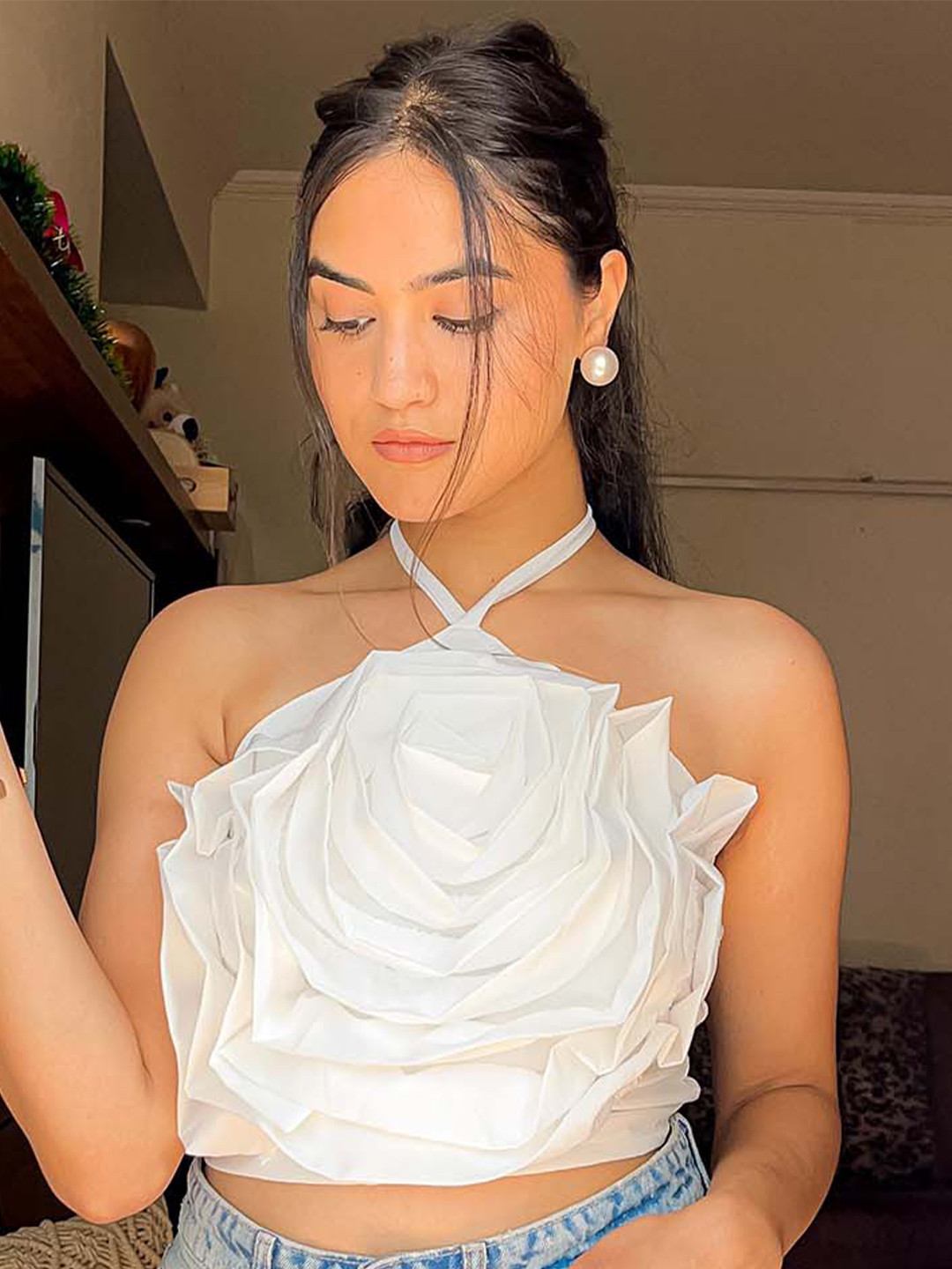 StyleAsh Self Designed Halter Neck Crop Top, White
StyleAsh Self Designed Halter Neck Crop Top, White