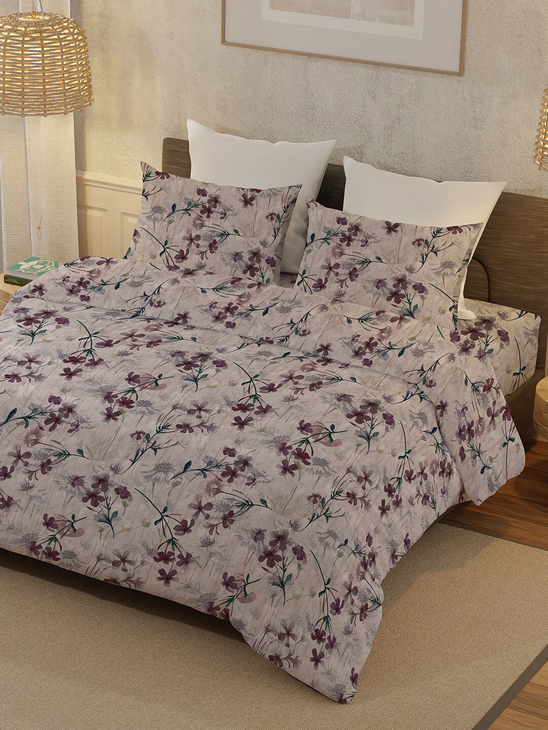 BELLA CASA Purple and Green 400 TC King Superfine Cotton Bedsheet with 2 Pillow Covers
BELLA CASA Purple and Green 400 TC King Superfine Cotton Bedsheet with 2 Pillow Covers