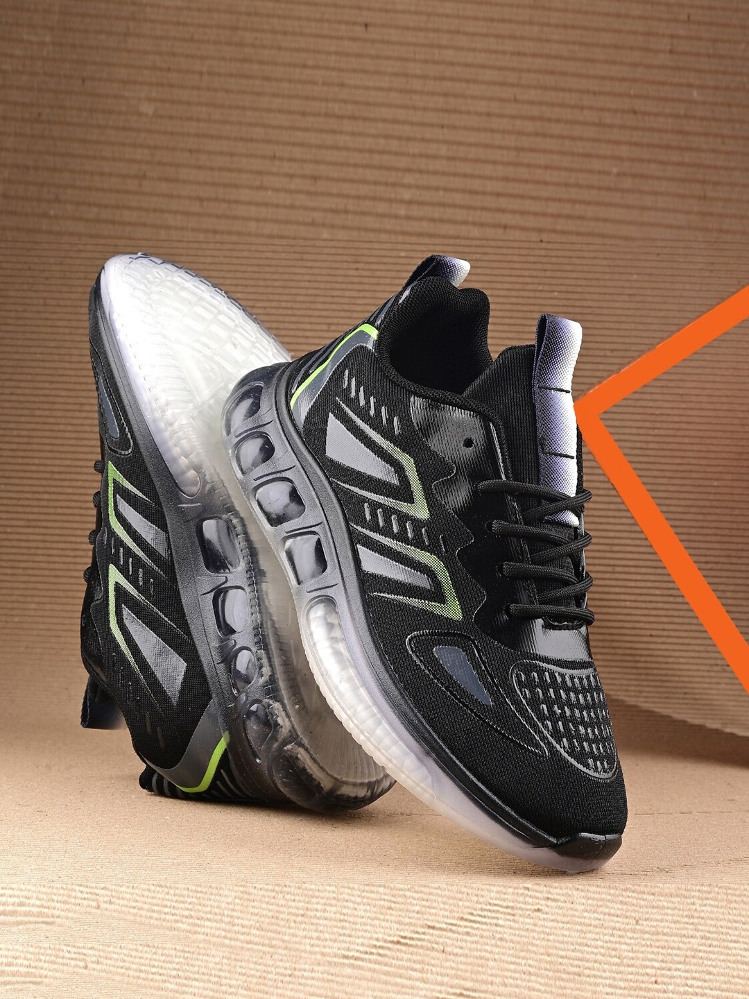 The Roadster Lifestyle Co. Women Black & Grey Textured Lightweight Running Shoes
The Roadster Lifestyle Co. Women Black & Grey Textured Lightweight Running Shoes