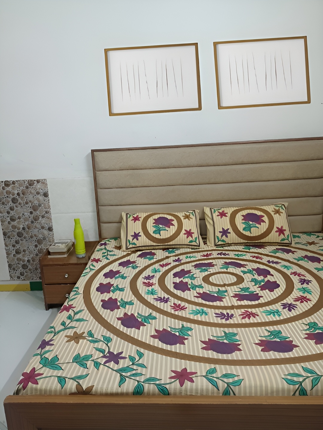THE CONVERSION Yellow & Purple Floral Cotton 120 TC Queen Bedsheet with 2 Pillow Covers
THE CONVERSION Yellow & Purple Floral Cotton 120 TC Queen Bedsheet with 2 Pillow Covers