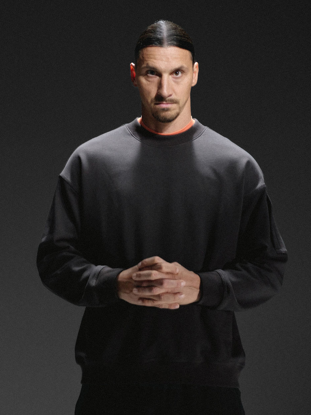 H&M Pure Cotton DryMove Pocket-Detail Sweatshirt, Black
H&M Pure Cotton DryMove Pocket-Detail Sweatshirt, Black