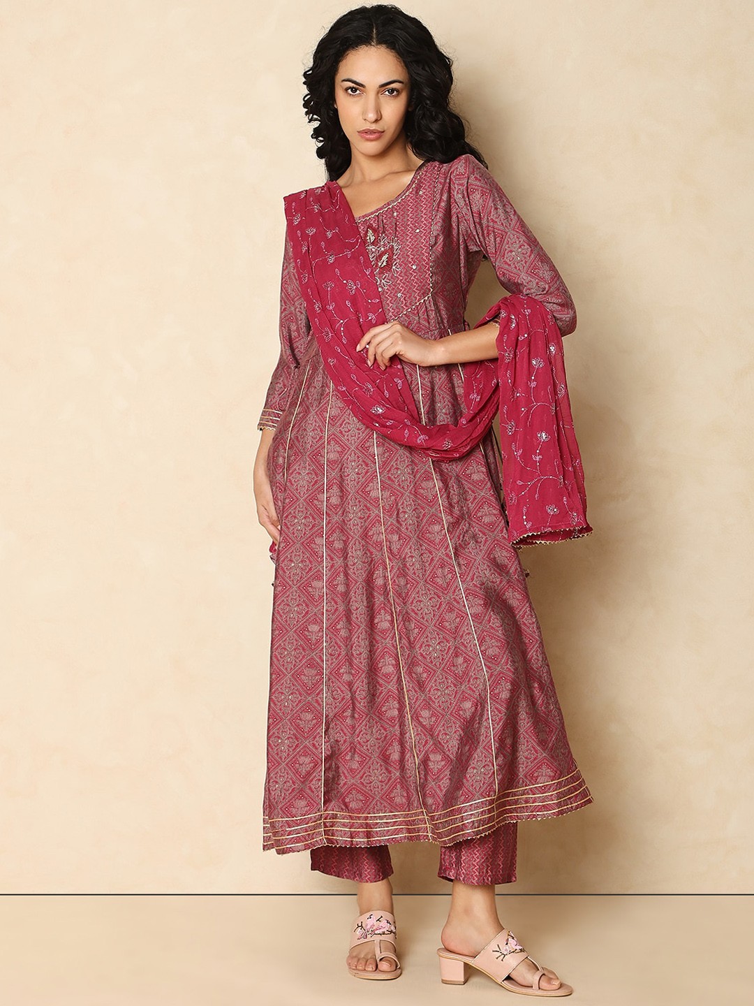 Indifusion Ethnic Motifs Printed Cotton Panelled Anarkali Kurta with Trousers & Dupatta, Pink
Indifusion Ethnic Motifs Printed Cotton Panelled Anarkali Kurta with Trousers & Dupatta, Pink