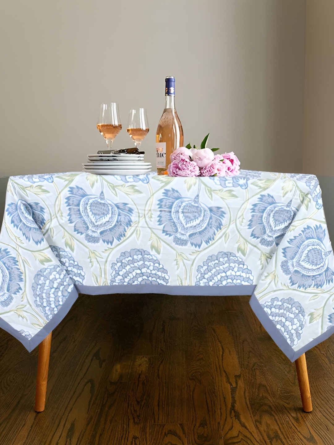Texstylers Grey & Blue Ethnic Motifs Printed Anti-Slip Cotton 4-Seater Square Table Cover
Texstylers Grey & Blue Ethnic Motifs Printed Anti-Slip Cotton 4-Seater Square Table Cover