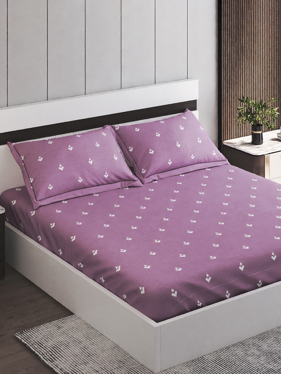 Home Centre Colour Refresh Purple Floral Cotton 150 TC Queen Bedsheet &2 Pillow Covers
Home Centre Colour Refresh Purple Floral Cotton 150 TC Queen Bedsheet &2 Pillow Covers