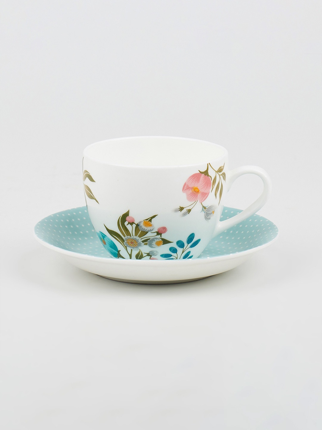 Home Centre Raisa Retro White & Blue 2 Pieces Floral Bone China Glossy Cup & Saucer 200ml
Home Centre Raisa Retro White & Blue 2 Pieces Floral Bone China Glossy Cup & Saucer 200ml