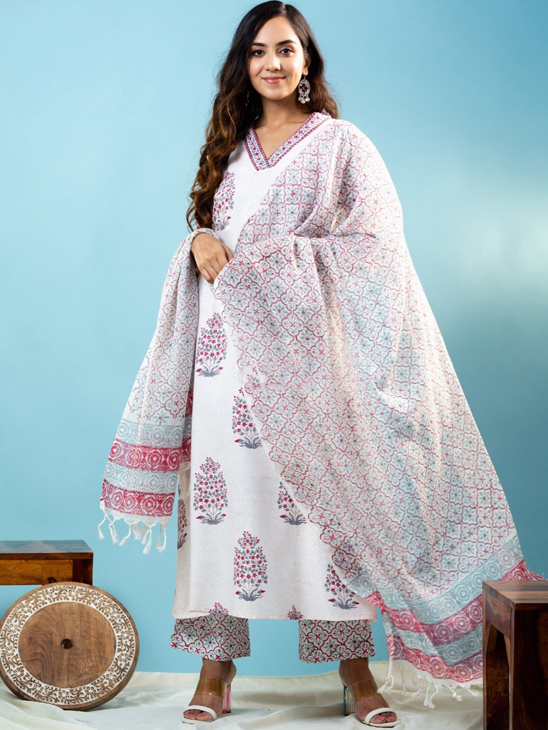 Royal Export Floral Printed Sequined A-Line Kurta With Trouser & Dupatta, Off white
Royal Export Floral Printed Sequined A-Line Kurta With Trouser & Dupatta, Off white