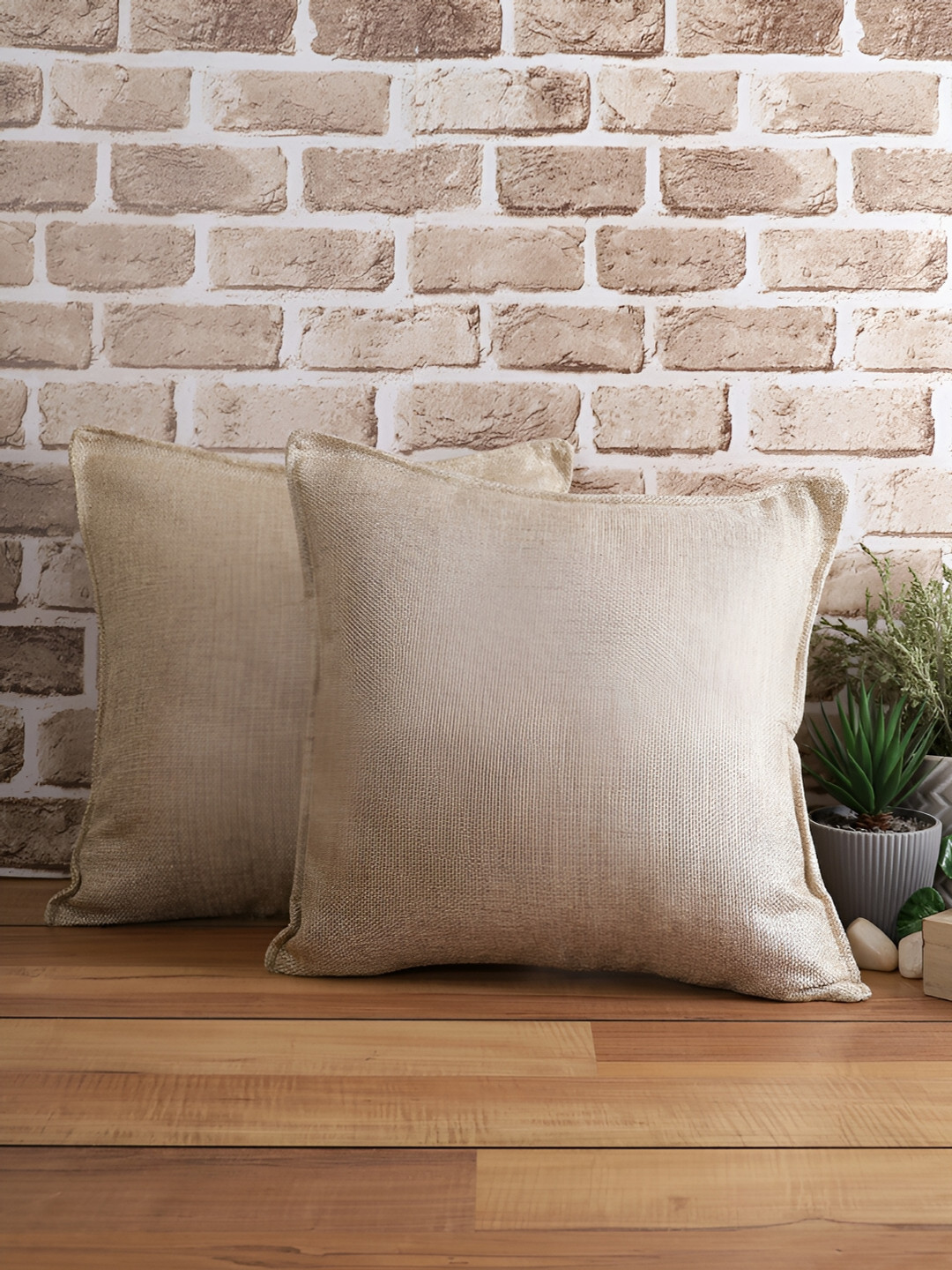 THE CONVERSION Beige 2 Pieces Jute Cotton Square Cushion Covers 
THE CONVERSION Beige 2 Pieces Jute Cotton Square Cushion Covers