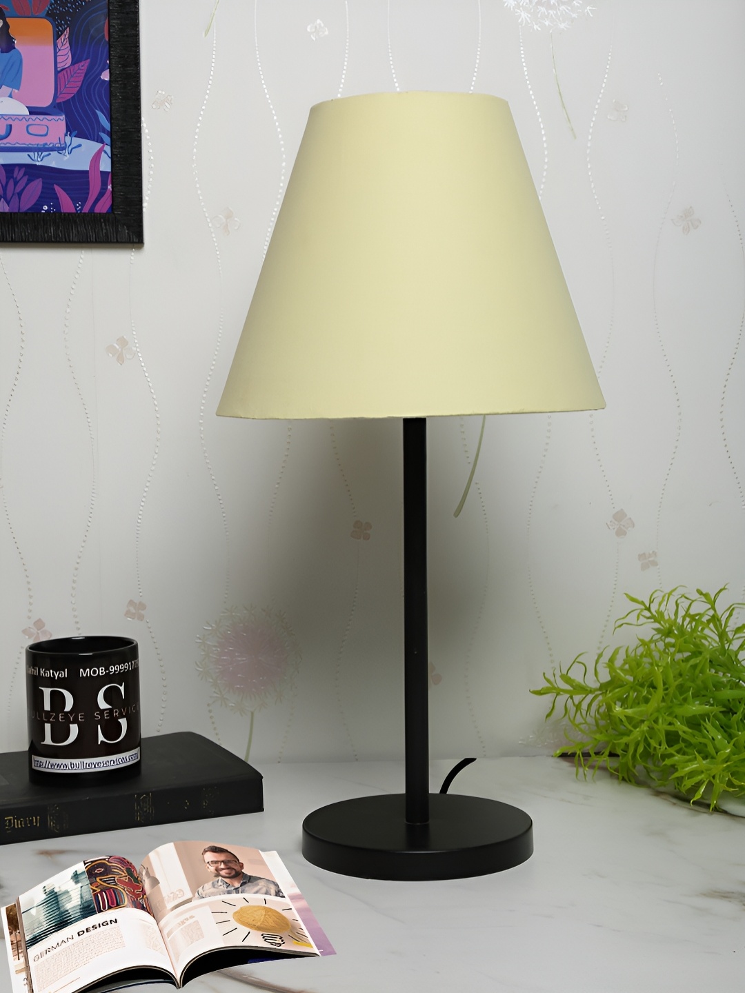 BTR CRAFTS Beige & Black Frustum Shaped Metal Table Lamp with Adjustable Cord
BTR CRAFTS Beige & Black Frustum Shaped Metal Table Lamp with Adjustable Cord