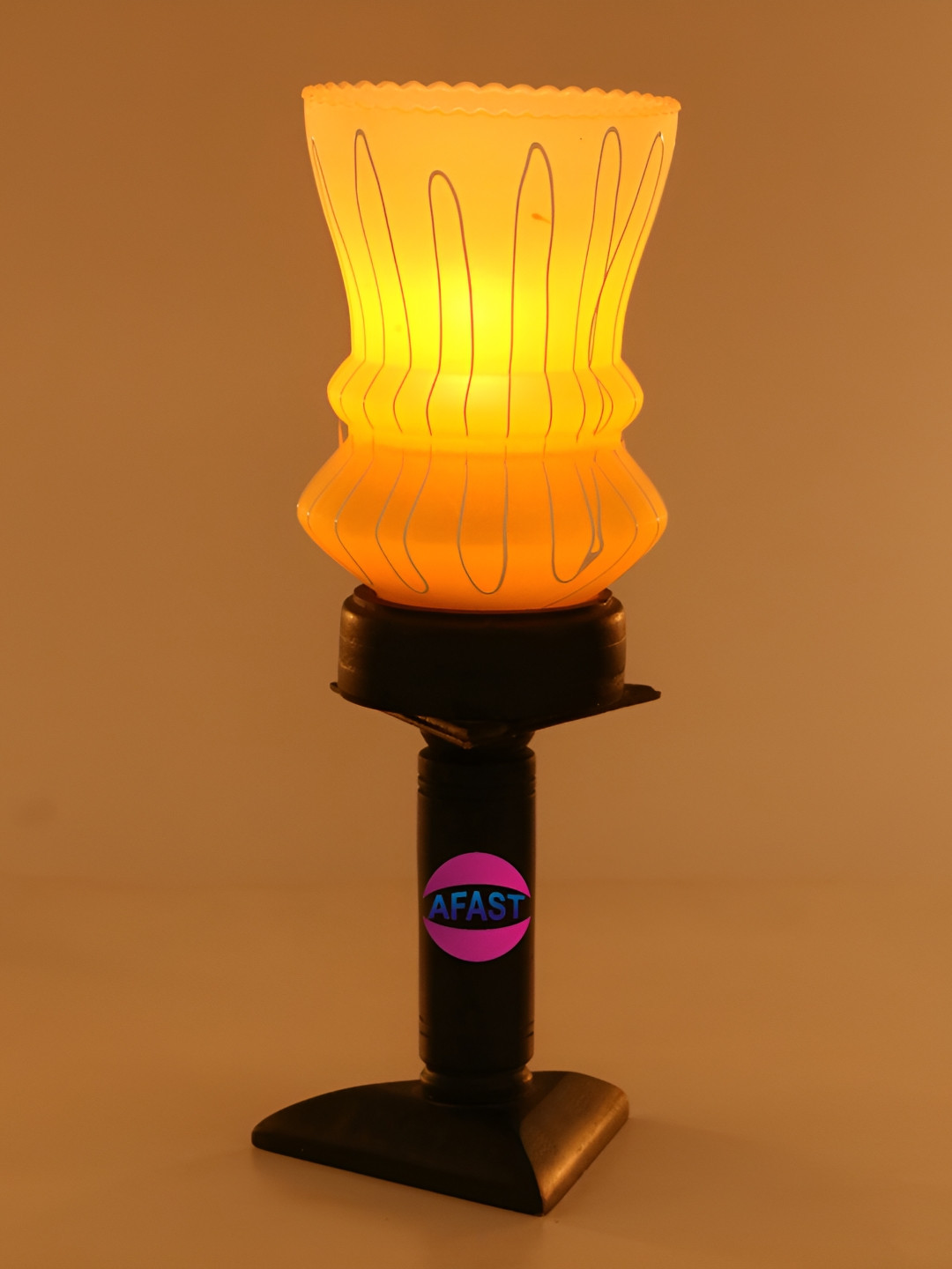 Afast Yellow & Black Textured Contemporary Glass Table Lamp with Adjustable Cord
Afast Yellow & Black Textured Contemporary Glass Table Lamp with Adjustable Cord