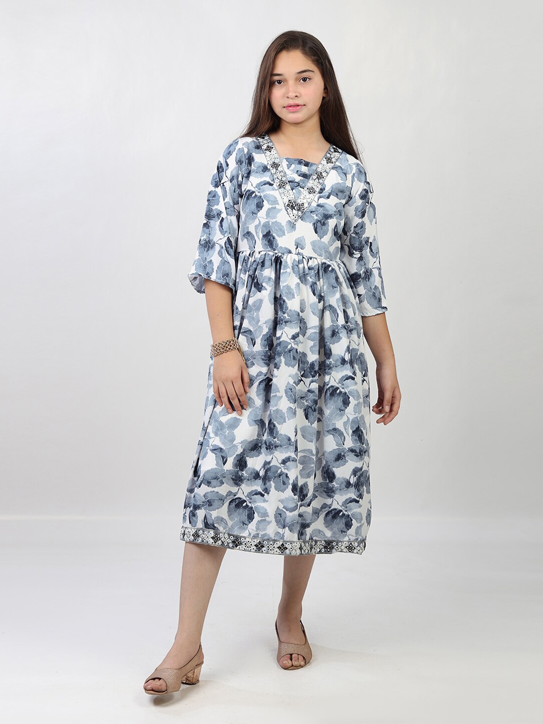 BAESD Girls Floral Printed Embroidered Georgette Fit and Flare Midi Dress, White
BAESD Girls Floral Printed Embroidered Georgette Fit and Flare Midi Dress, White