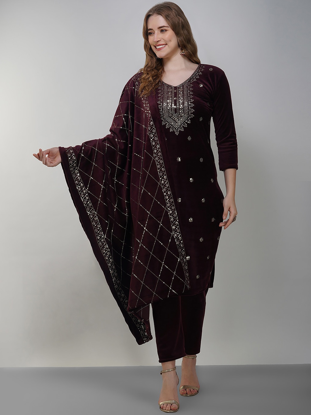 KALINI Ethnic Motifs Embroidered Sequinned Straight Kurta With Trousers & Dupatta, Burgundy
KALINI Ethnic Motifs Embroidered Sequinned Straight Kurta With Trousers & Dupatta, Burgundy
