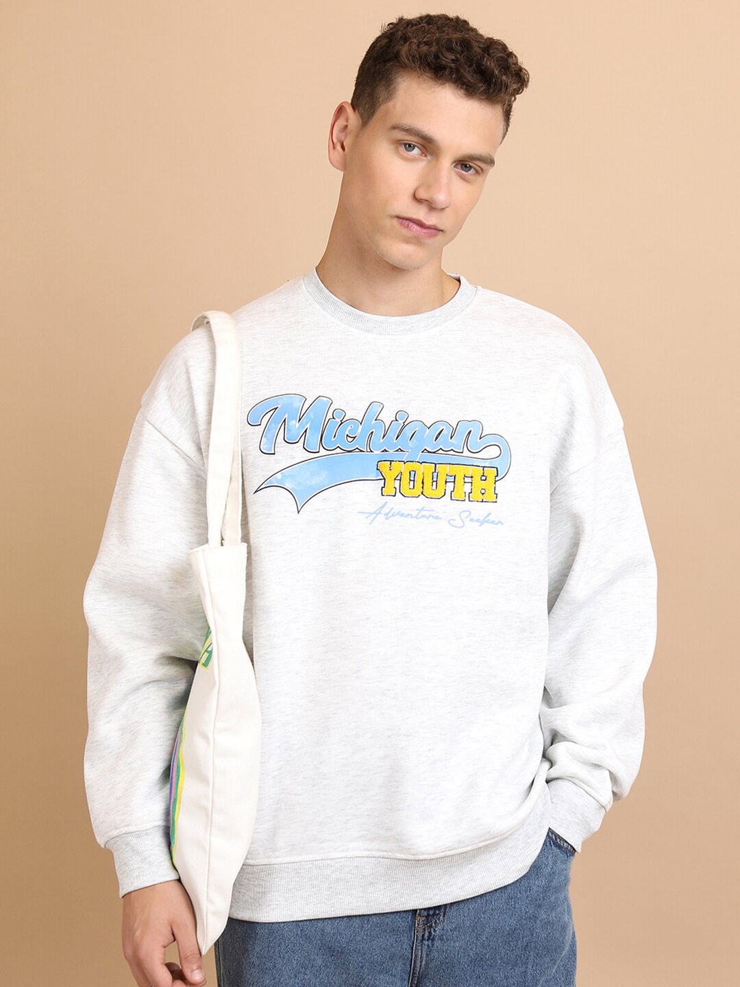HIGHLANDER White Typography Printed Drop Shoulder Sleeves Oversized Pullover Sweatshirt
HIGHLANDER White Typography Printed Drop Shoulder Sleeves Oversized Pullover Sweatshirt