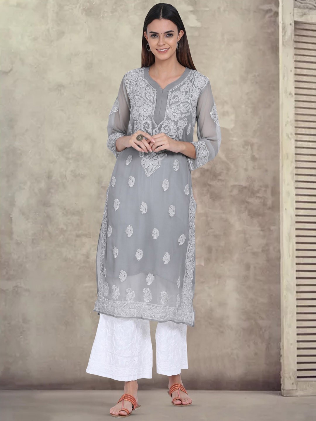 PARAMOUNT CHIKAN Ethnic Motifs Embroidered Chikankari Georgette Kurta With Slip, Grey
PARAMOUNT CHIKAN Ethnic Motifs Embroidered Chikankari Georgette Kurta With Slip, Grey