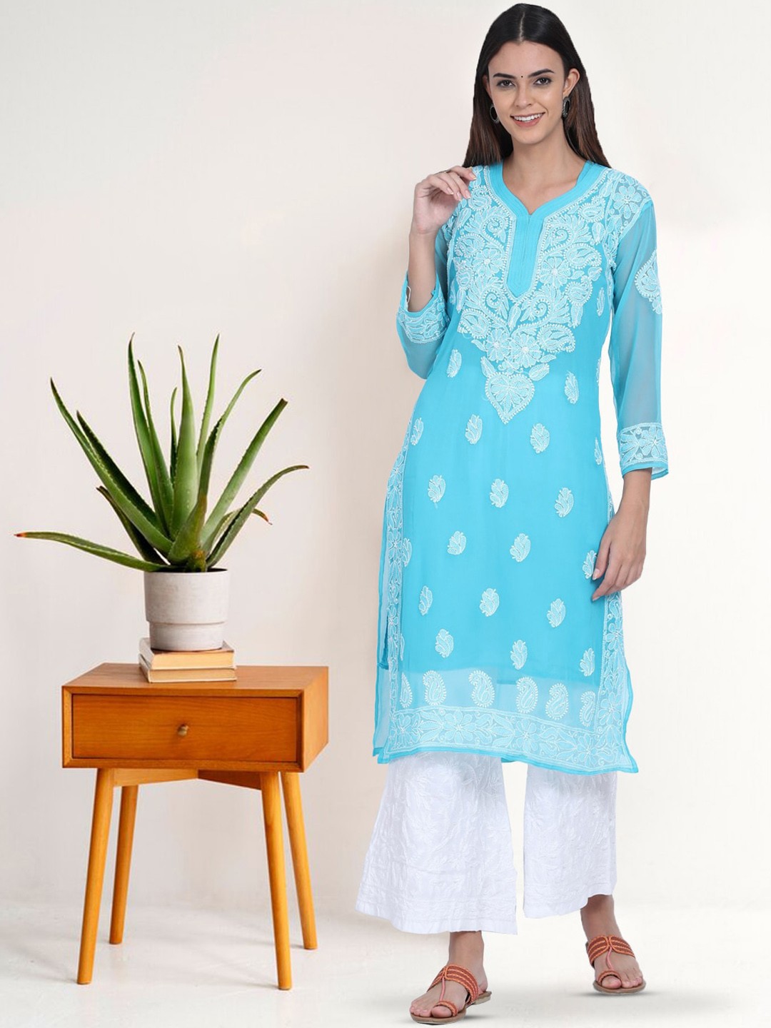 PARAMOUNT CHIKAN Ethnic Motifs Embroidered Chikankari Georgette Kurta With Slip, Blue
PARAMOUNT CHIKAN Ethnic Motifs Embroidered Chikankari Georgette Kurta With Slip, Blue