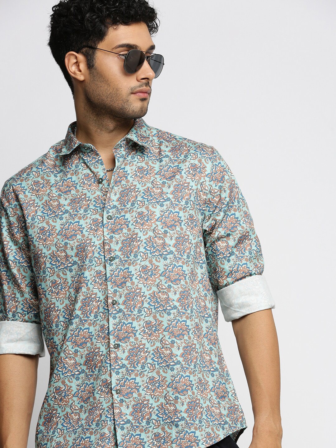 SHOWOFF Smart Slim Fit Ethnic Motifs Printed Long Sleeves Cotton Casual Shirt, Sea green
SHOWOFF Smart Slim Fit Ethnic Motifs Printed Long Sleeves Cotton Casual Shirt, Sea green