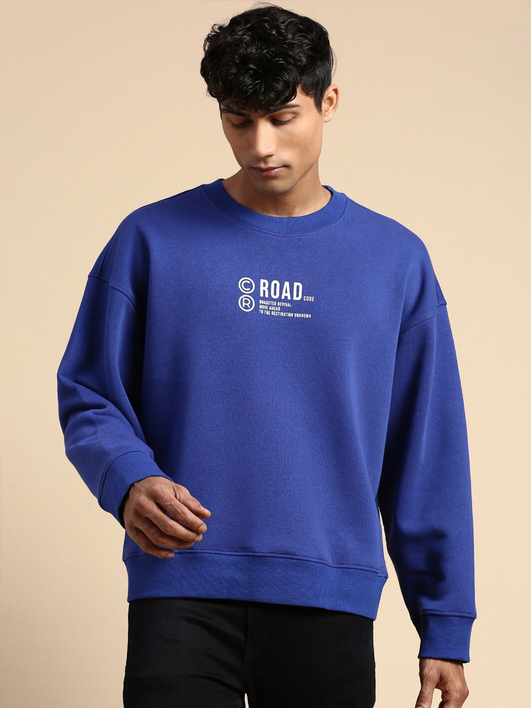 The Roadster Lifestyle Co.Navy Blue Typography Printed Oversized Fit Basic Sweatshirt
The Roadster Lifestyle Co.Navy Blue Typography Printed Oversized Fit Basic Sweatshirt