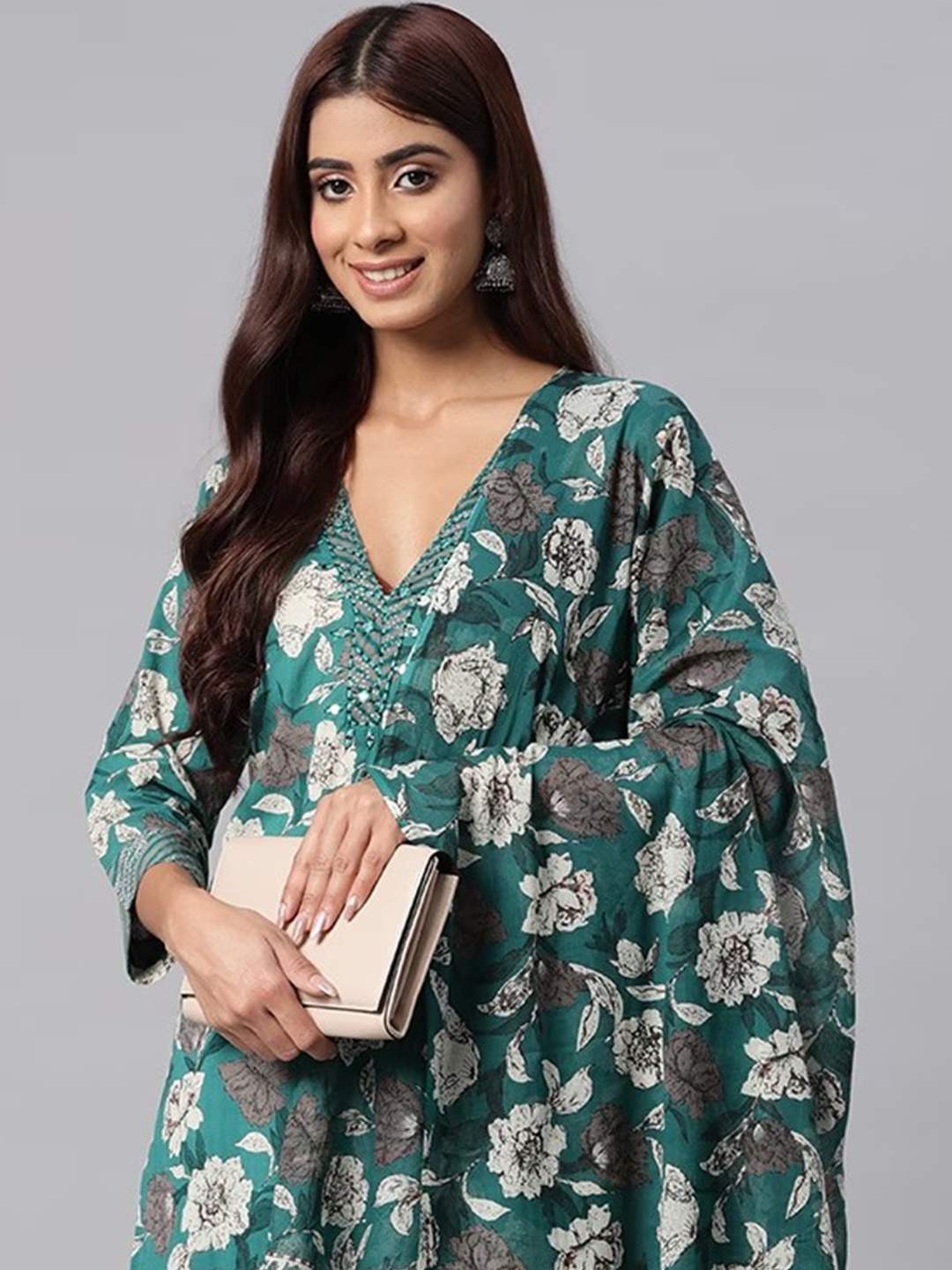Readiprint Women Floral Printed Mirror Work Cotton Kurta with Salwar & Dupatta, Green
Readiprint Women Floral Printed Mirror Work Cotton Kurta with Salwar & Dupatta, Green