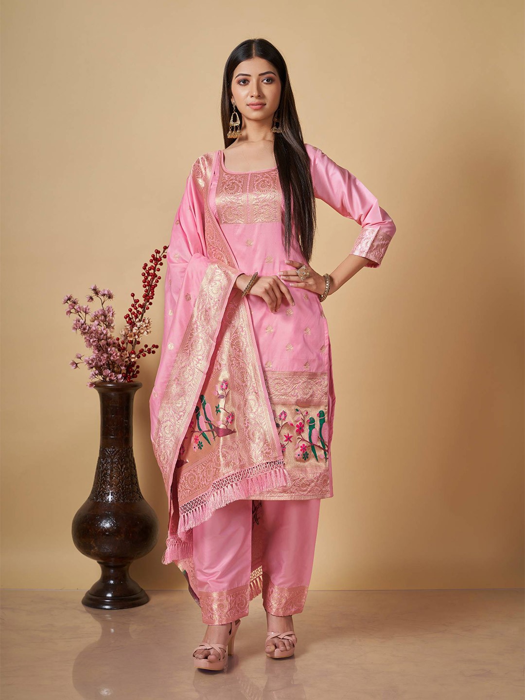 VISHNU WEAVES Ethnic Motifs Woven Design Zari Pure Silk Unstitched Dress Material, Pink
VISHNU WEAVES Ethnic Motifs Woven Design Zari Pure Silk Unstitched Dress Material, Pink