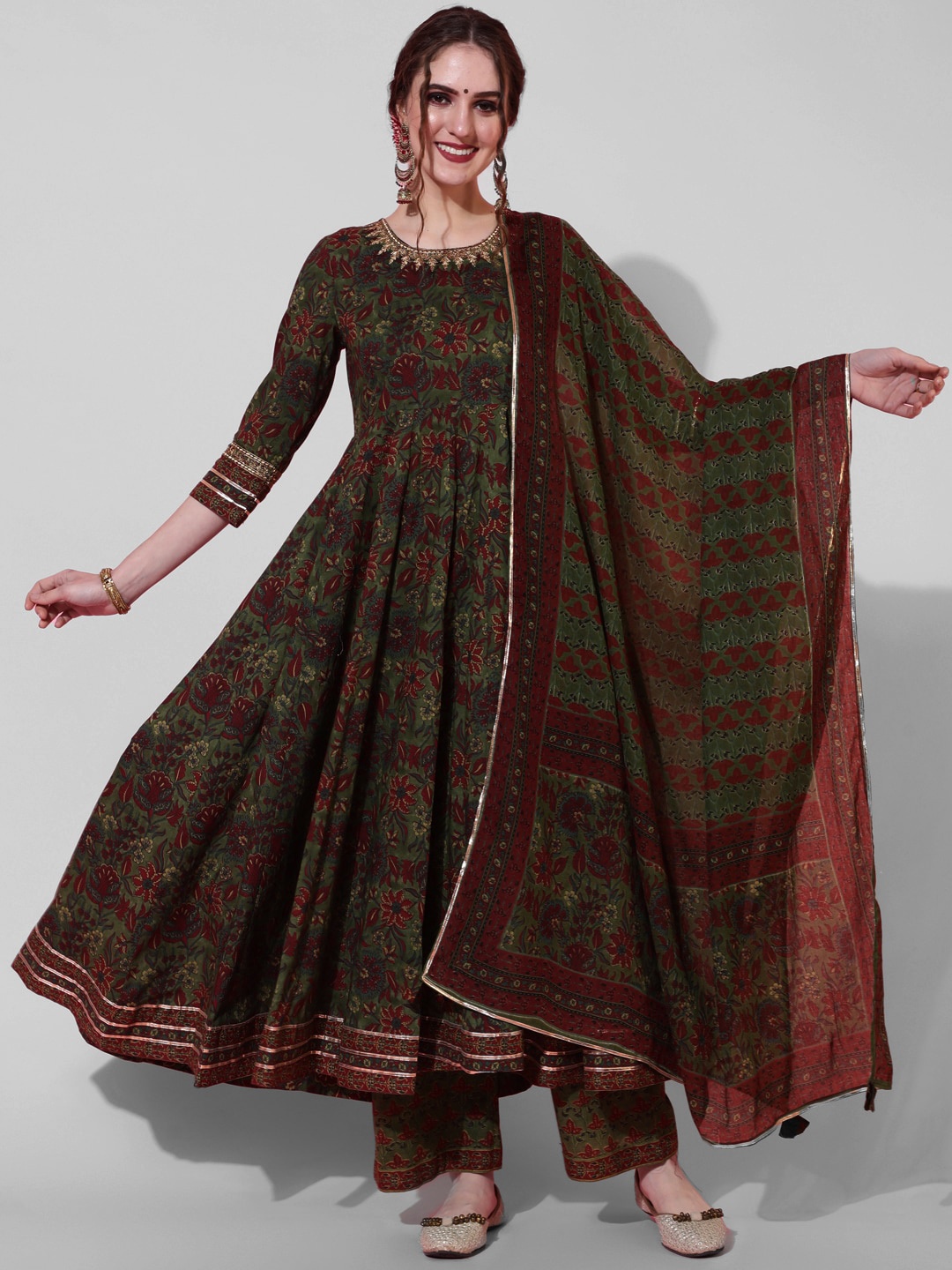AADAT Floral Printed Embroidered Pure Cotton Anarkali Kurta With Palazzos & Dupatta, Olive
AADAT Floral Printed Embroidered Pure Cotton Anarkali Kurta With Palazzos & Dupatta, Olive