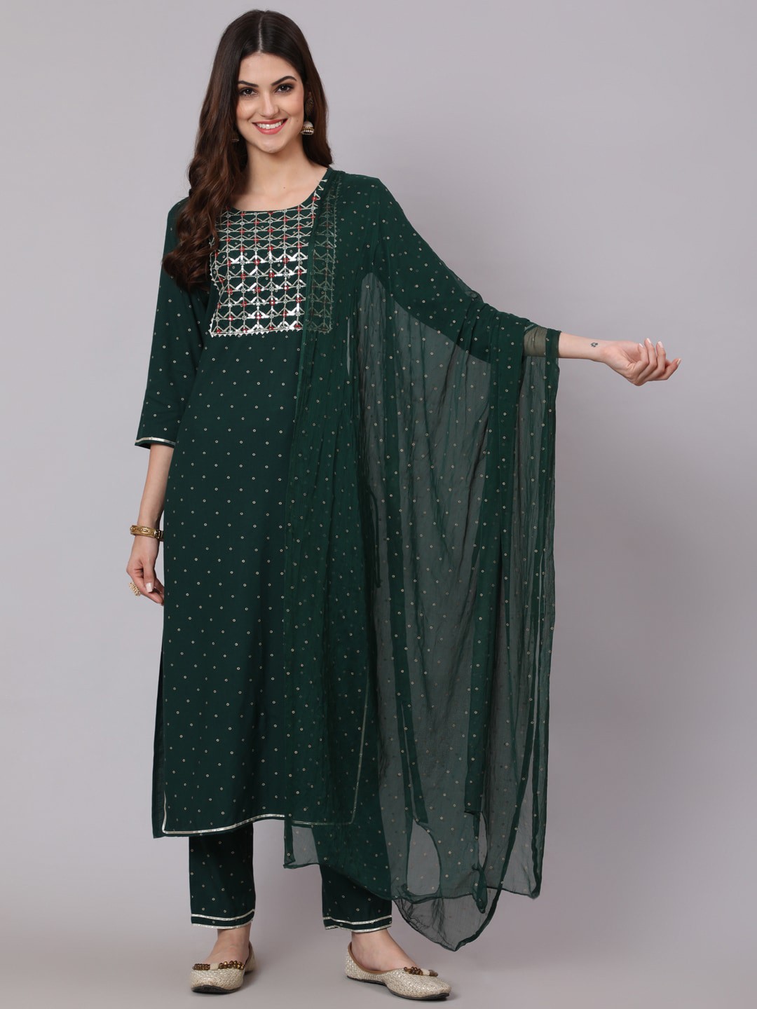 AADAT Geometric Printed Anarkali Gotta Patti Pure Cotton Kurta With Palazzos & Dupatta, Green
AADAT Geometric Printed Anarkali Gotta Patti Pure Cotton Kurta With Palazzos & Dupatta, Green