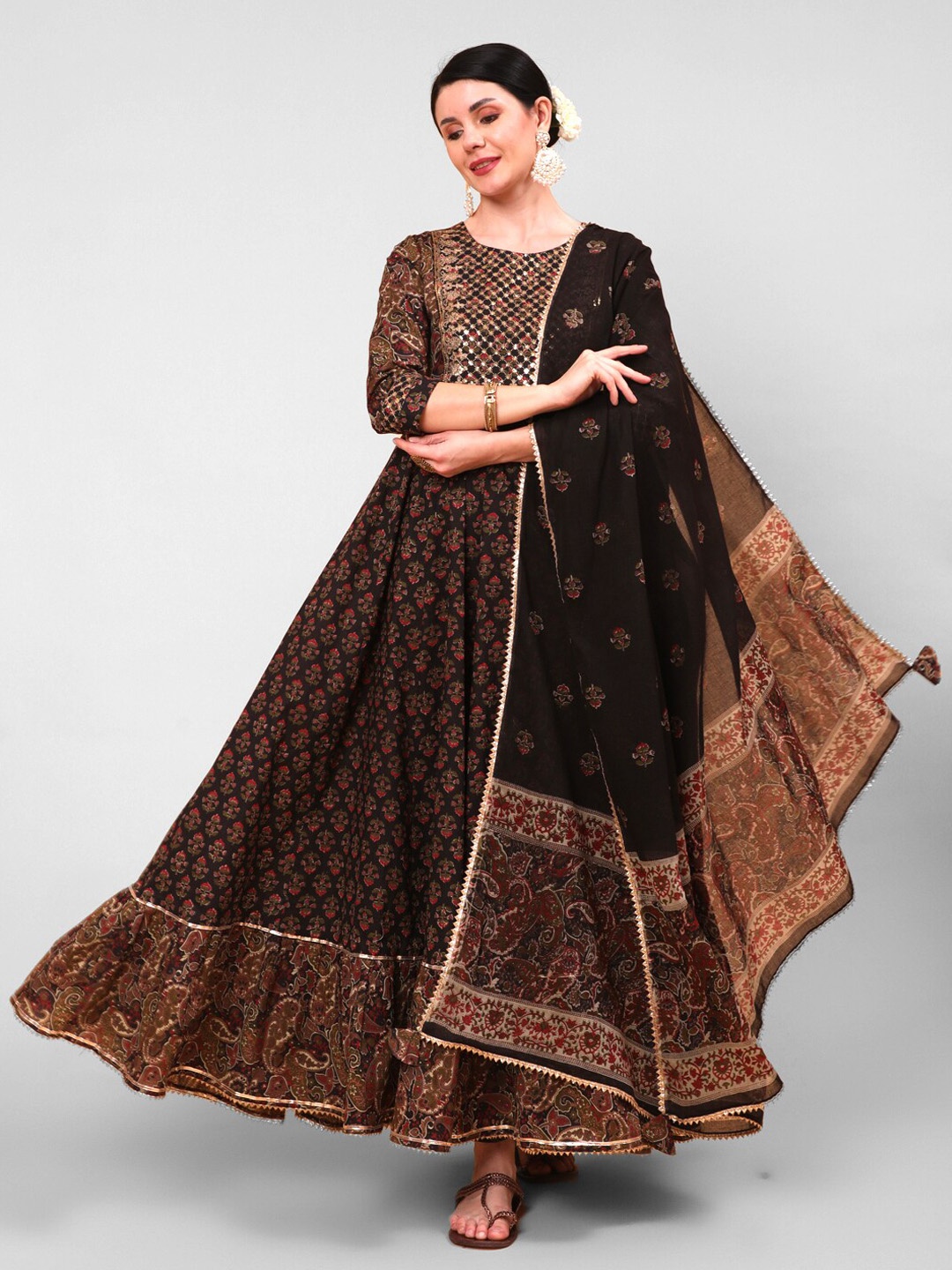 AADAT Paisley Printed Pure Cotton Anarkali Kurta with Palazzos & With Dupatta, Brown
AADAT Paisley Printed Pure Cotton Anarkali Kurta with Palazzos & With Dupatta, Brown