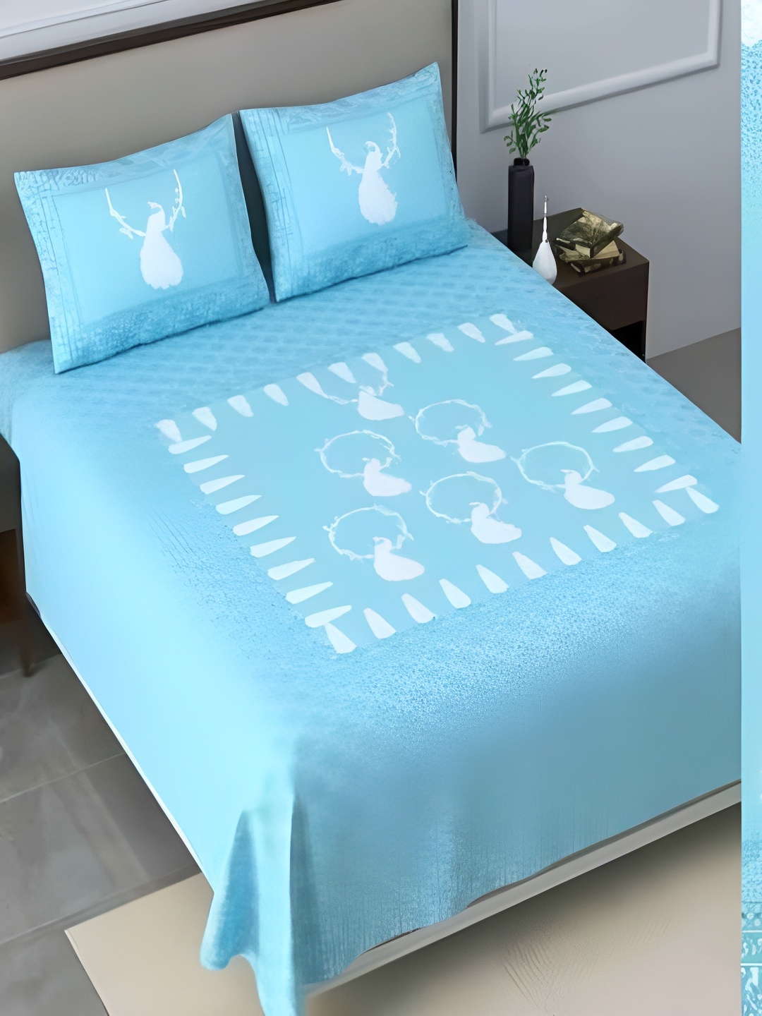 Bedbathandbliss Chartook Blue & White Abstract 300 TC King Bedsheet with 2 Pillow Covers
Bedbathandbliss Chartook Blue & White Abstract 300 TC King Bedsheet with 2 Pillow Covers