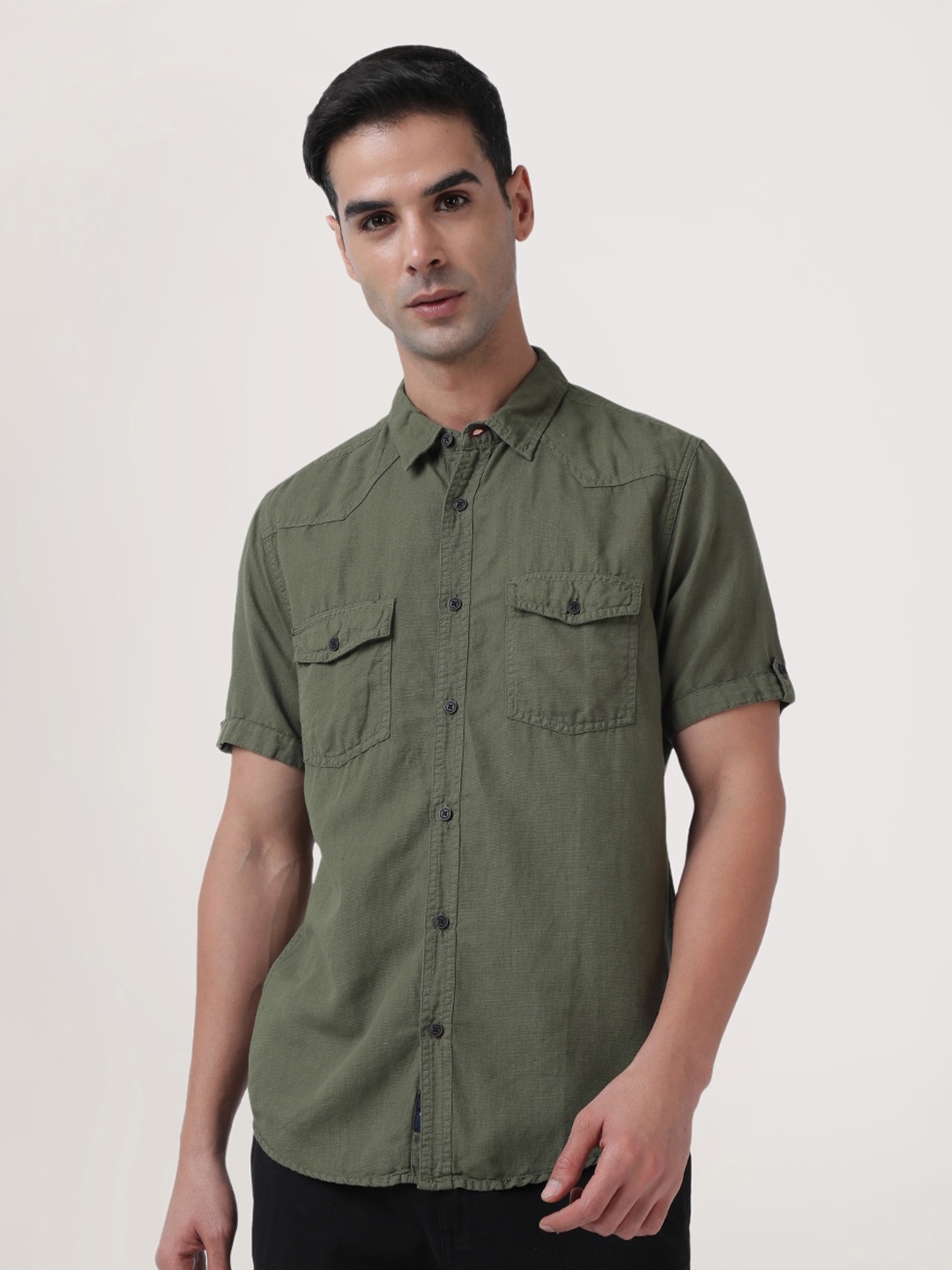 The Roadster Lifestyle Co. Spread Collar Short Sleeves Cotton Linen Casual Shirt, Olive
The Roadster Lifestyle Co. Spread Collar Short Sleeves Cotton Linen Casual Shirt, Olive